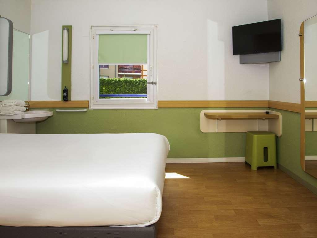 Hotel ibis budget Honfleur Centre Chambre photo